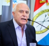 Lifschitz consideró que la preferencia de los votantes son por una "tercera posición"